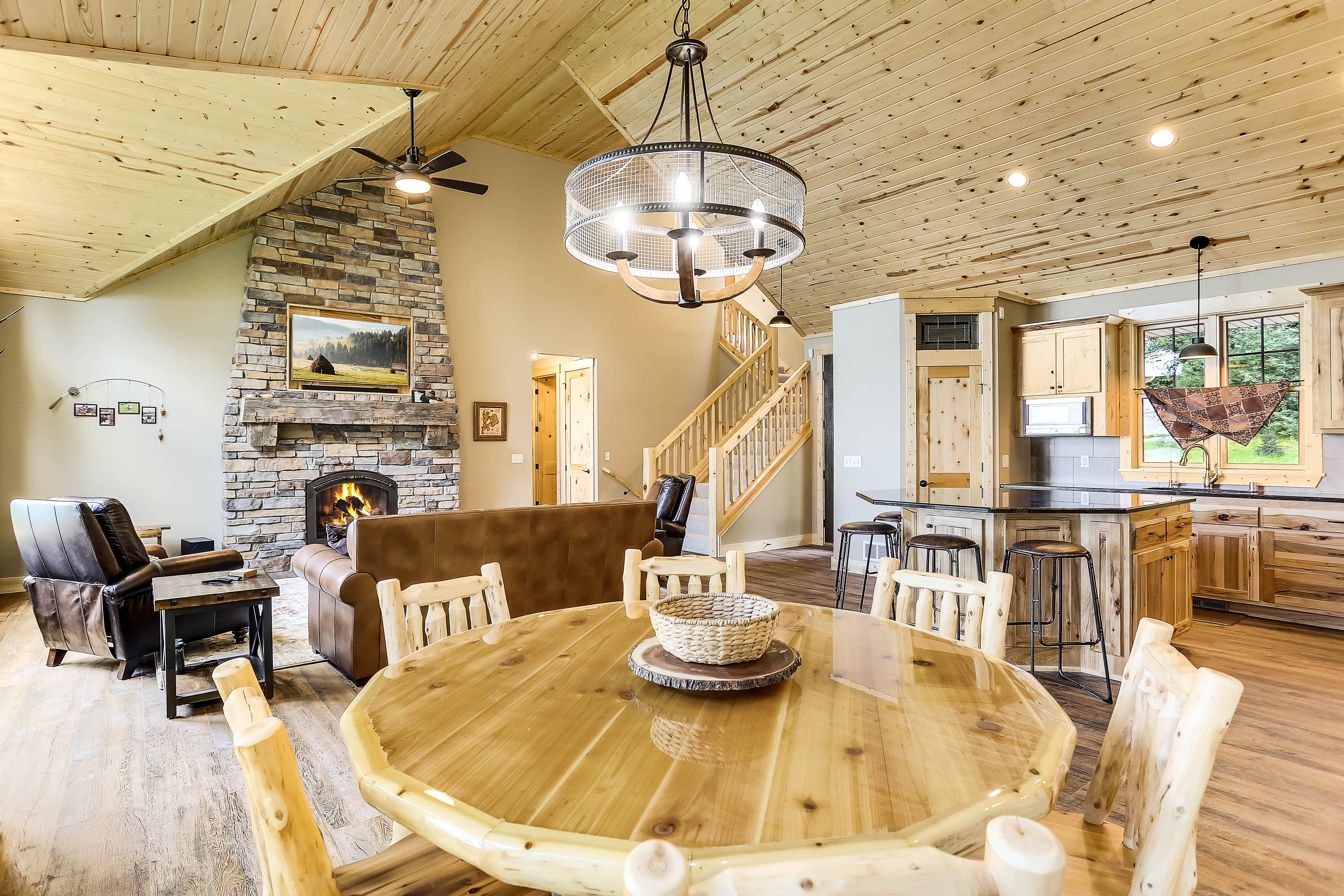 Lake Sylvia Cabin Multi-Vault Wood Ceilings & Wood Floors