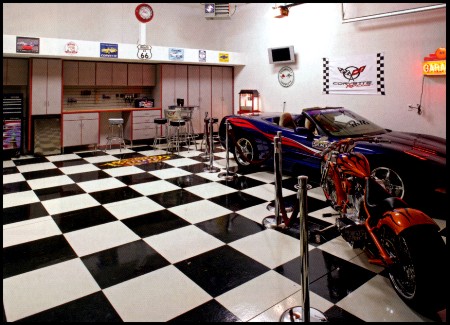A garage made for the serious hobbiest!